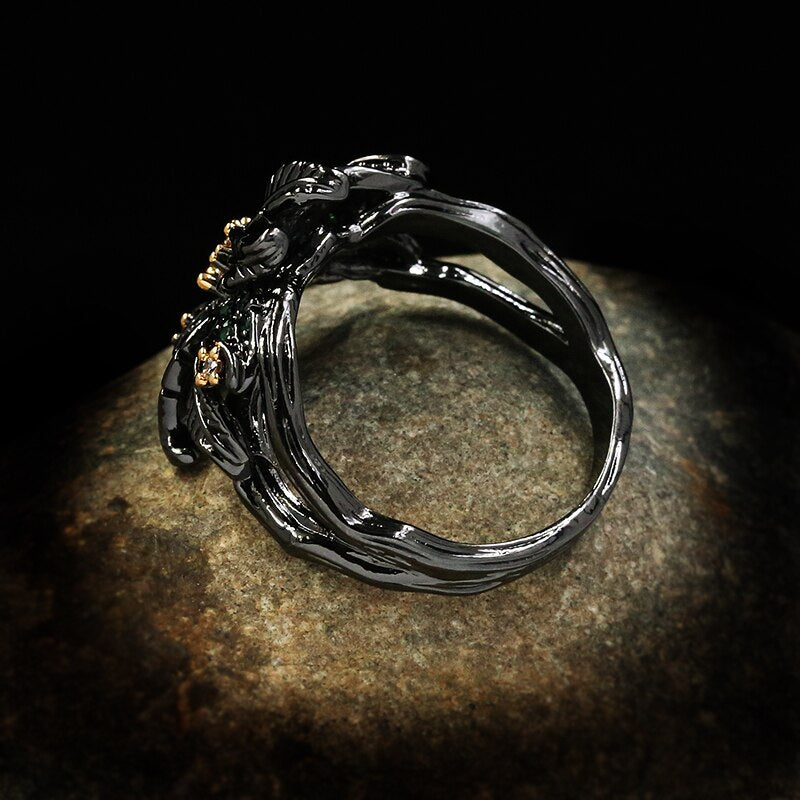 Black Barlow Columbine, Black Gold Style Ring